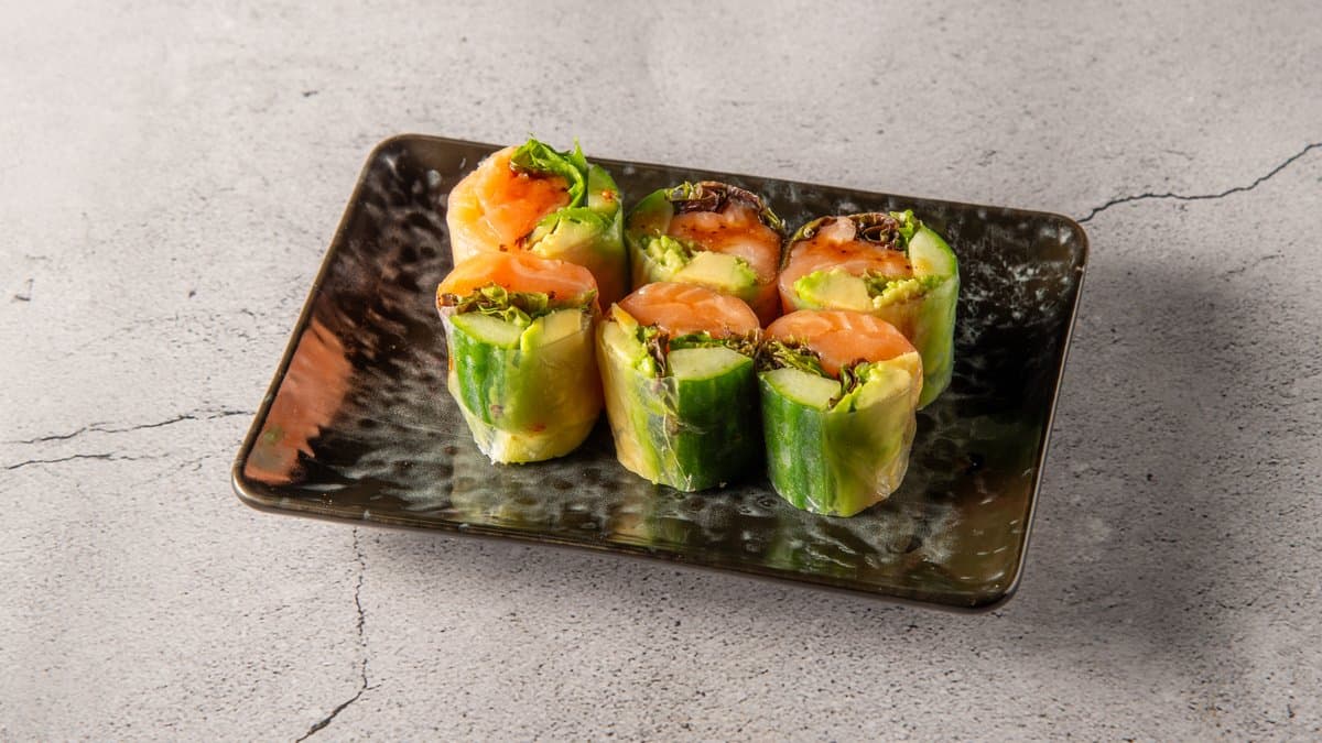 Fresh Salmon Wrap